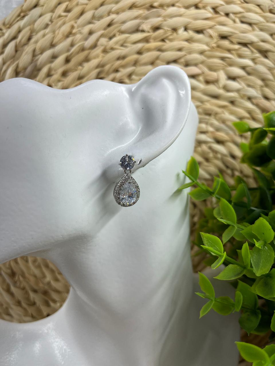 Diamante/Formal Earrings #009