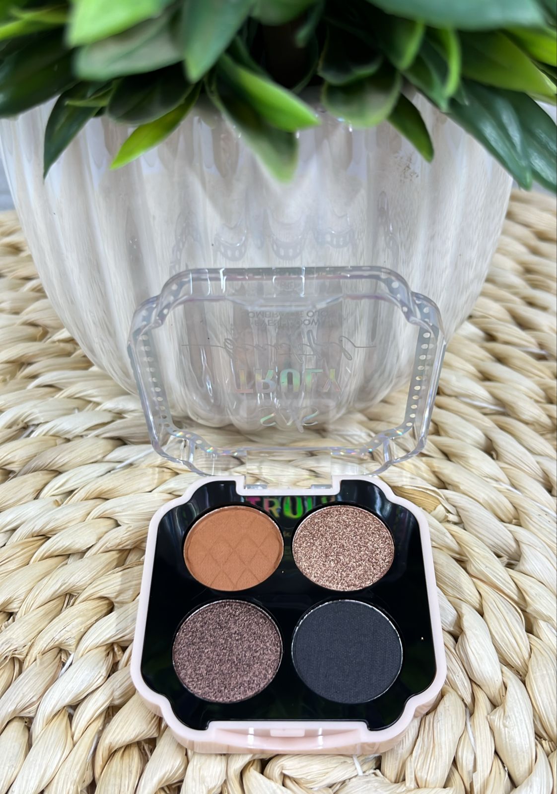 SAS Truly Eyeshadow Palette #04