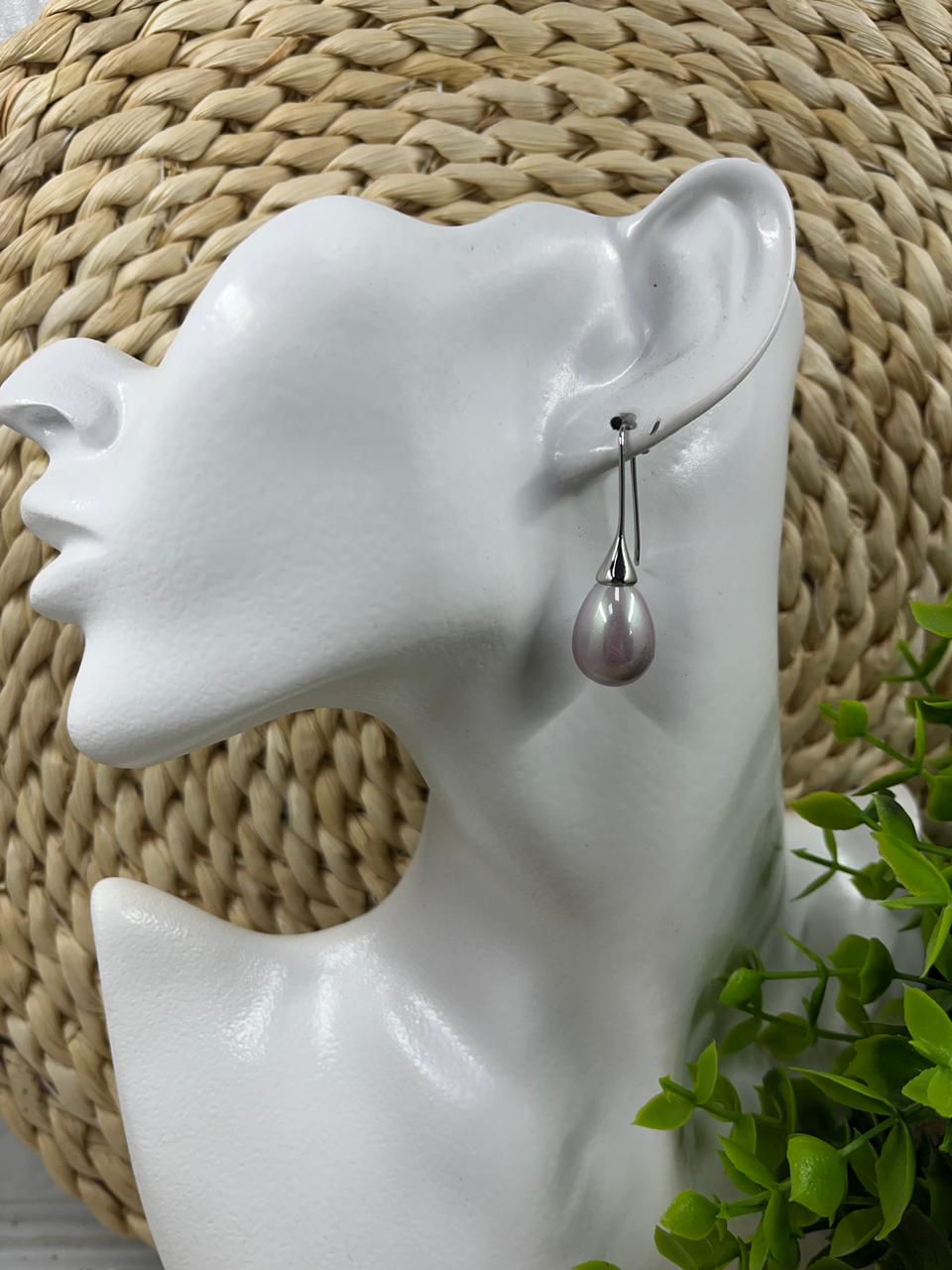 Pearl Earrings #052