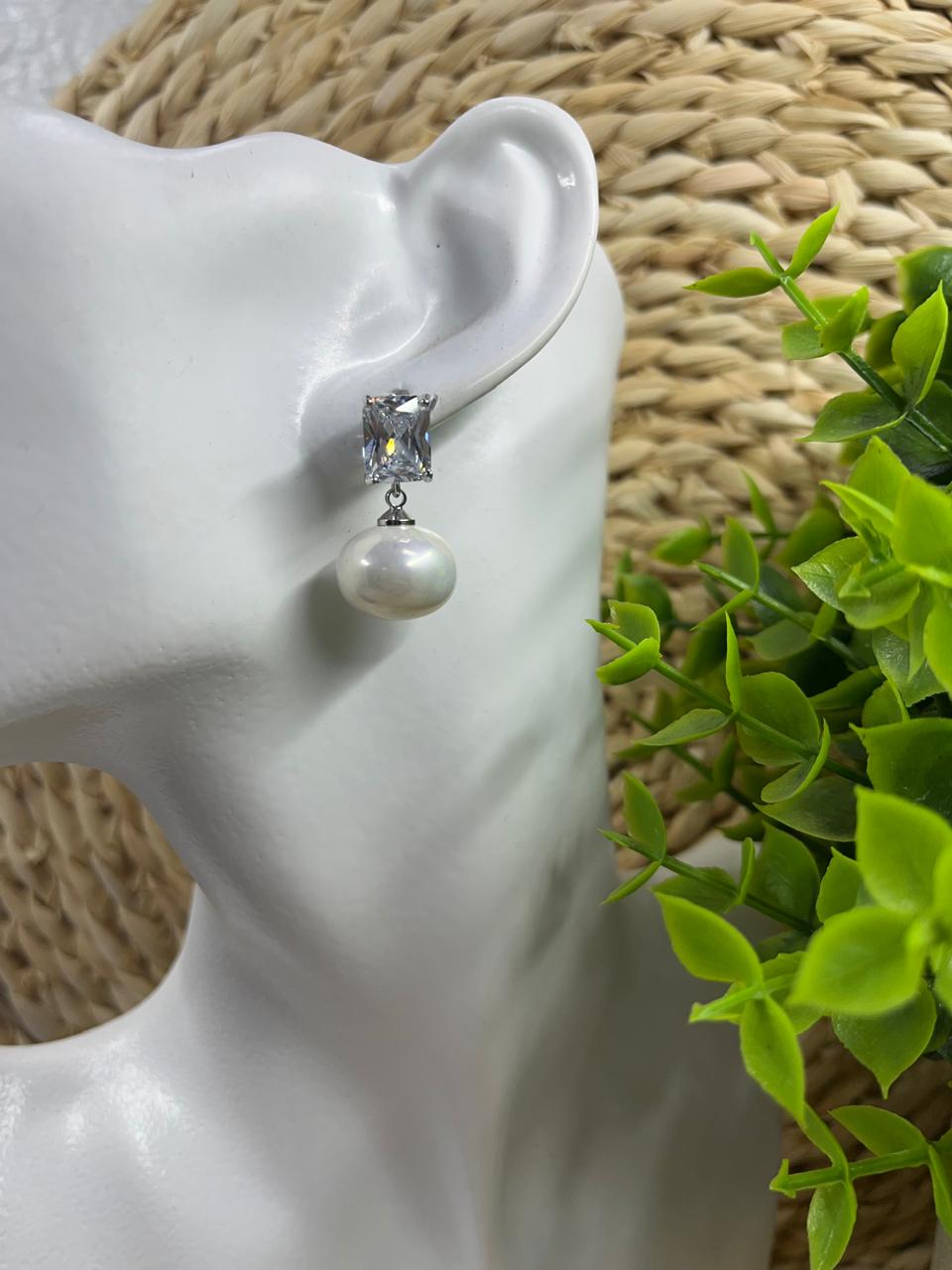 Pearl Earrings #027