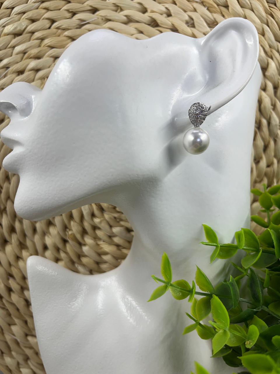 Pearl Earrings #057