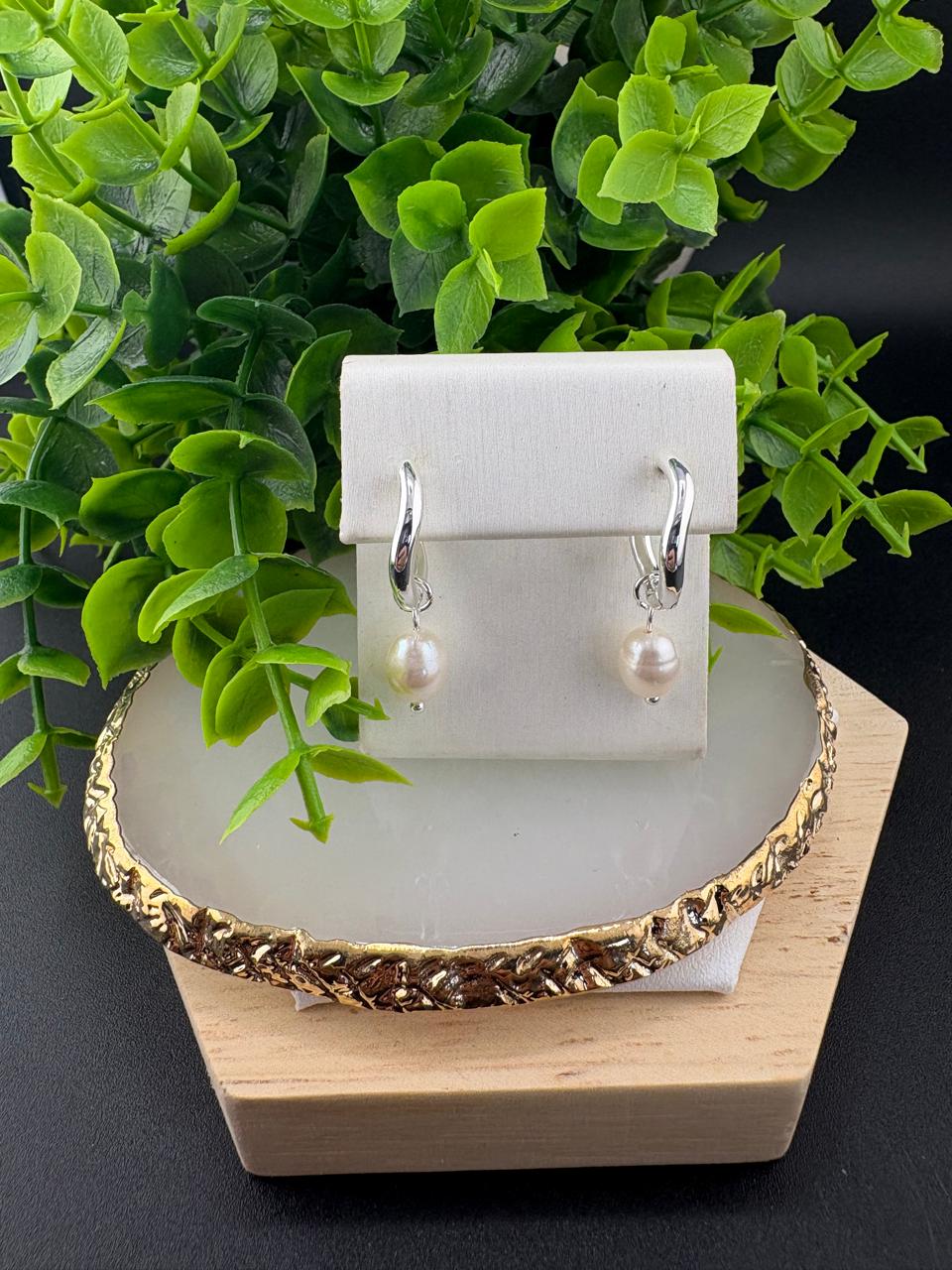 Pearl Earrings #085