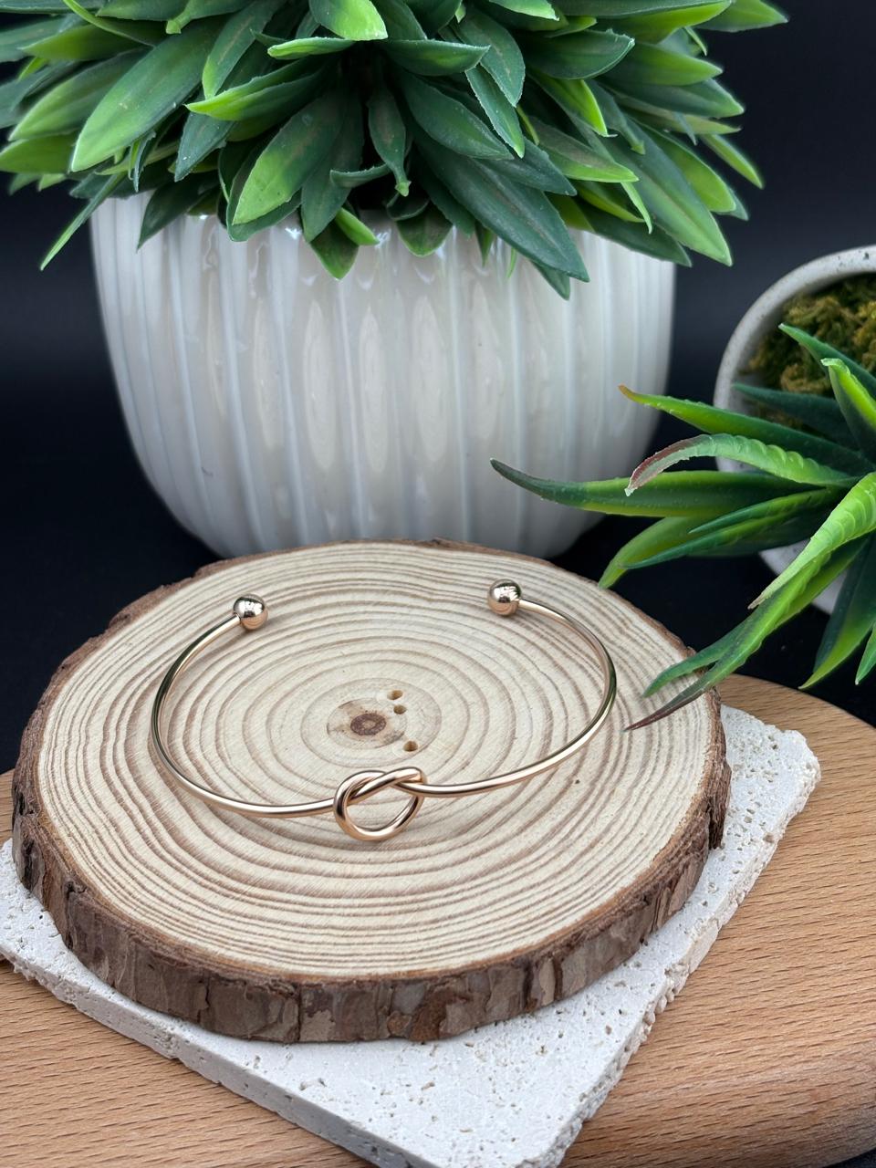 Stainless Steel Rose Gold Knot Bracelet