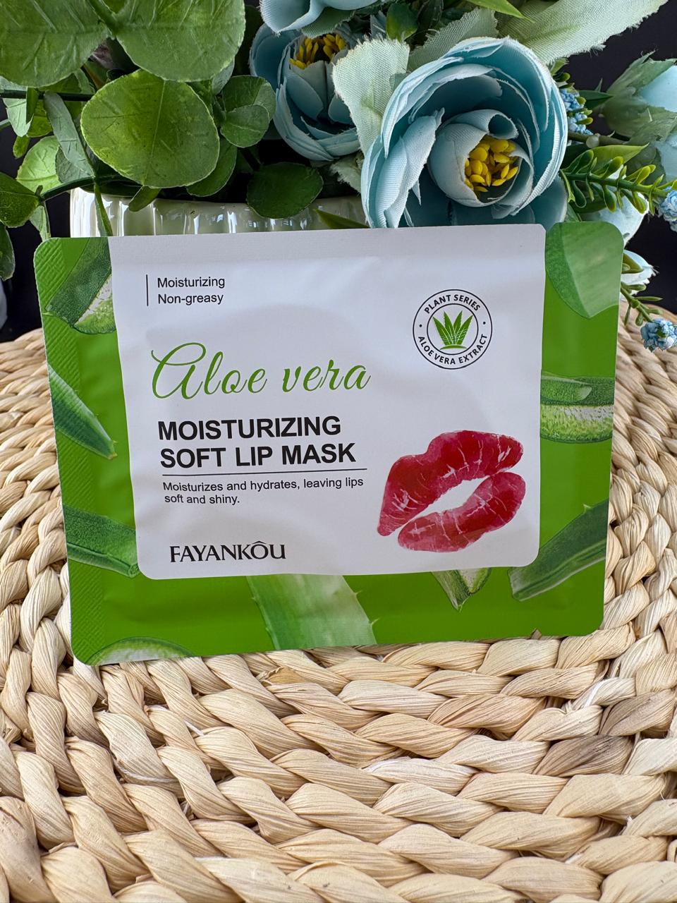 Lip Mask