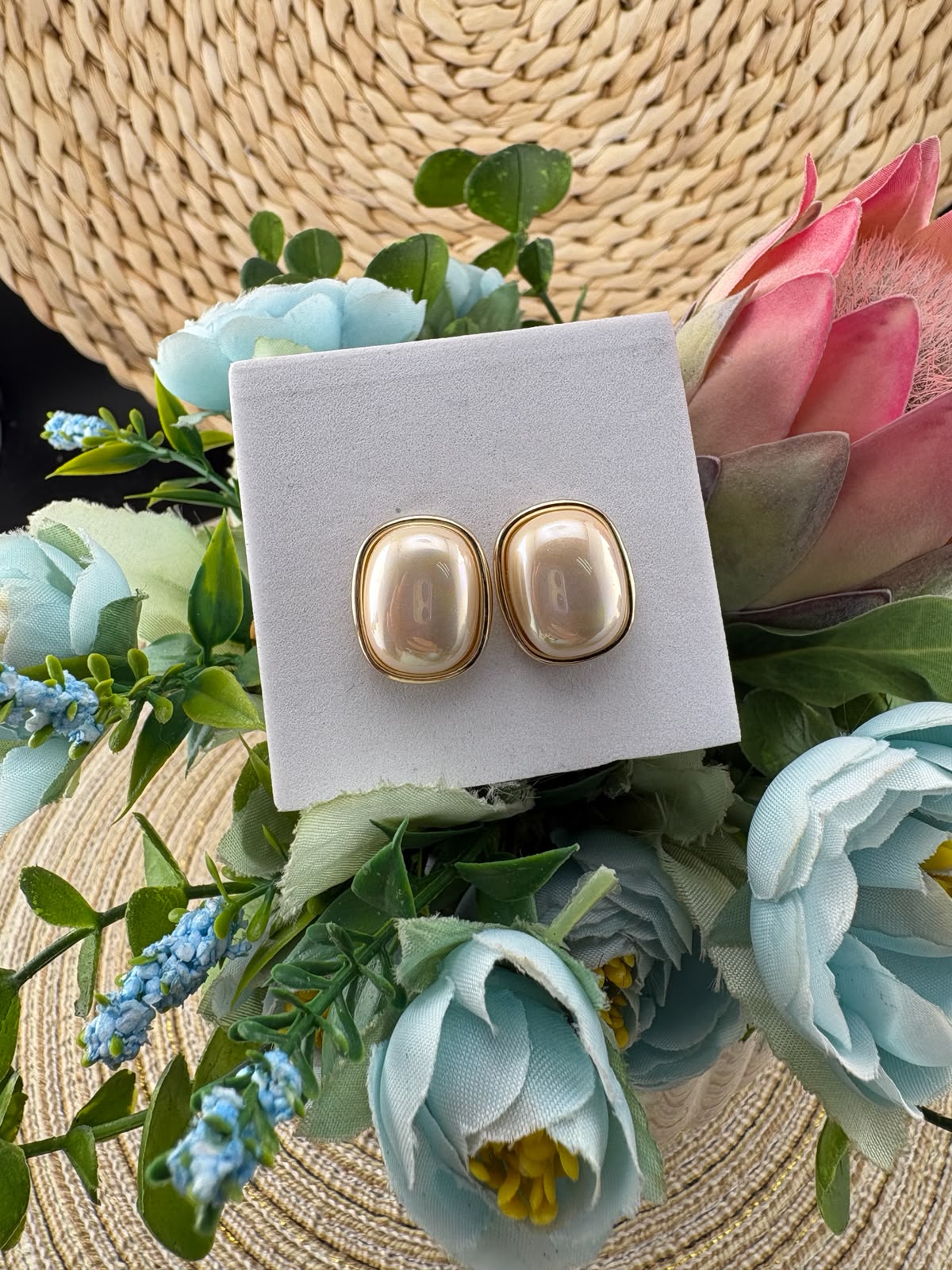 Pearl Earrings #095