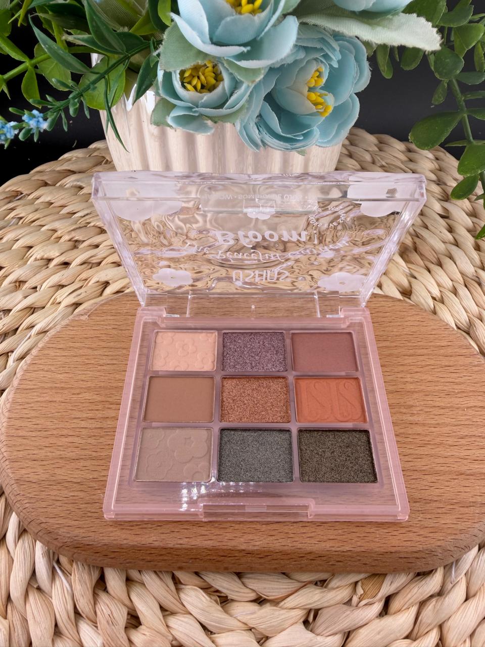Ushas Bloom Eyeshadow #04