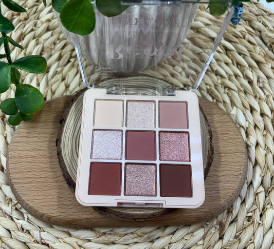 Regal Eyeshadow Palette