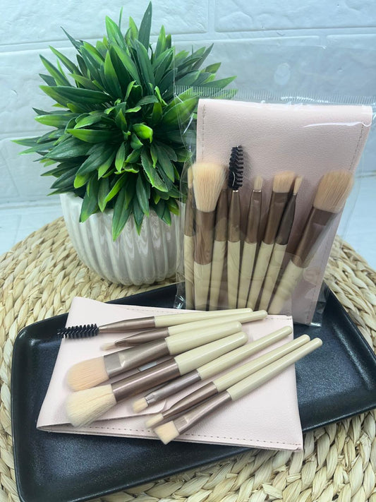 8 Piece Brush Set