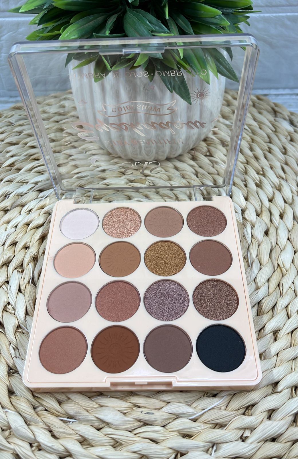 Eyeshadow Palette