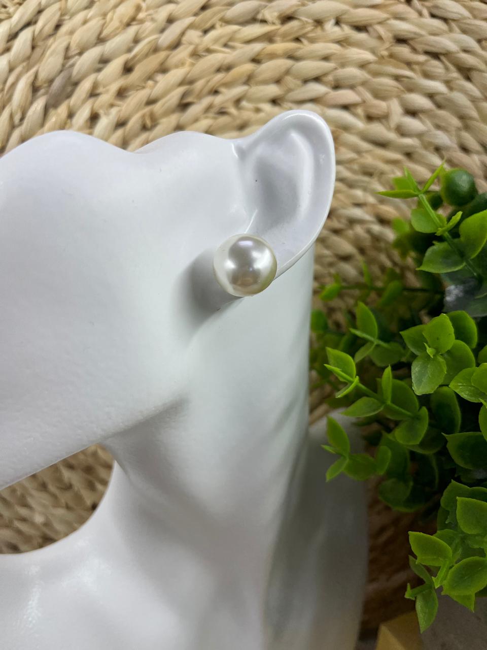 Pearl Earrings #001