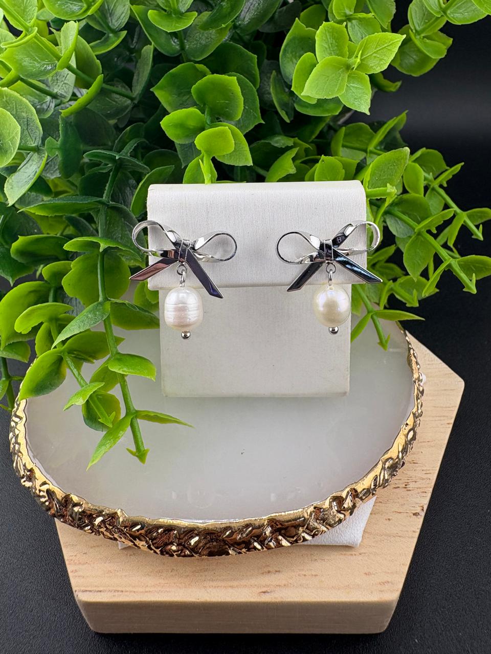Pearl Earrings #082