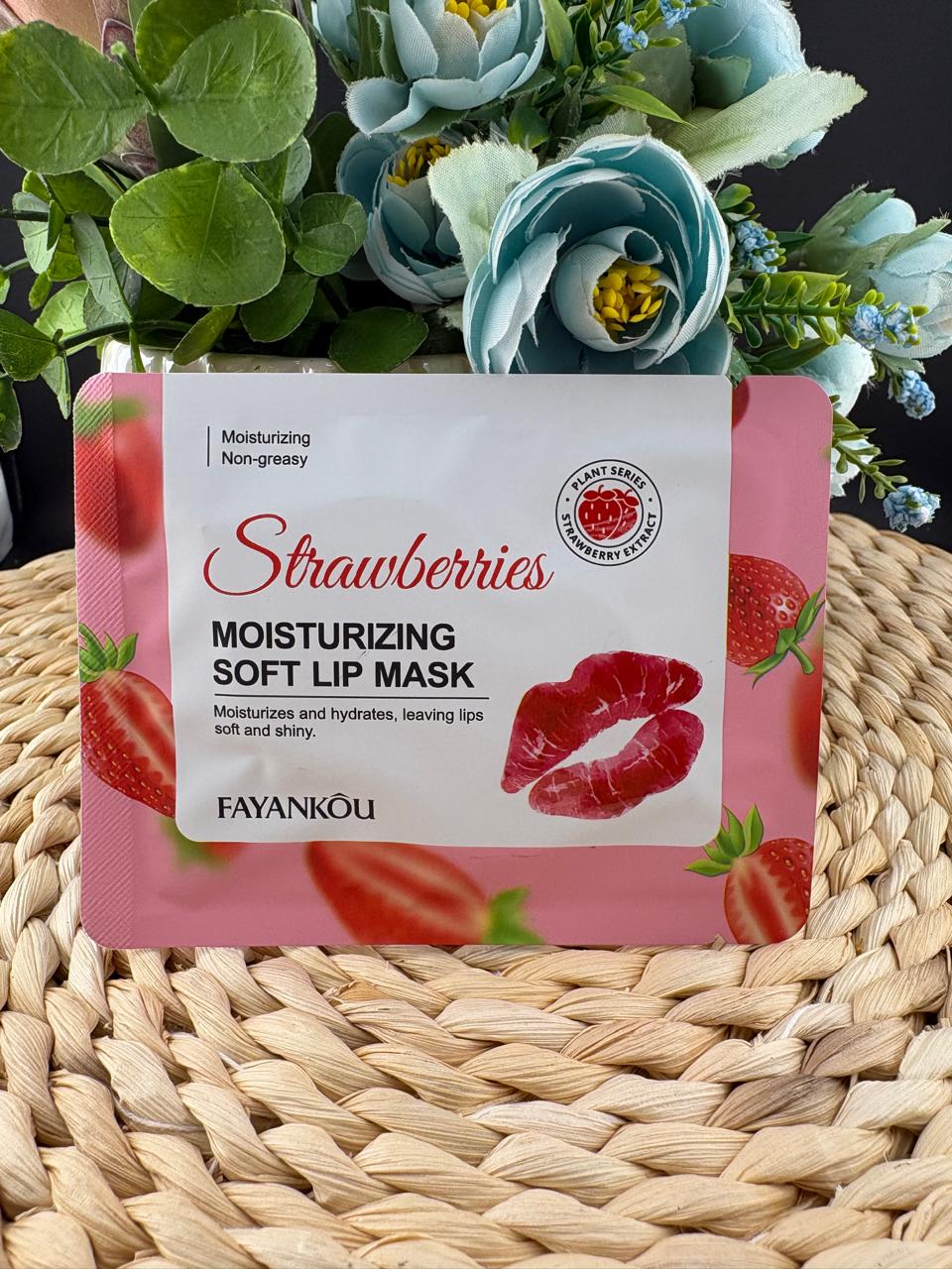 Lip Mask
