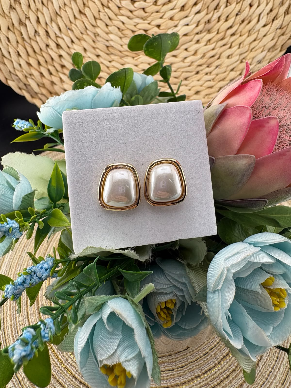Pearl Earrings #094