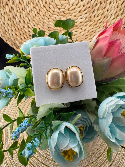 Pearl Earrings #095