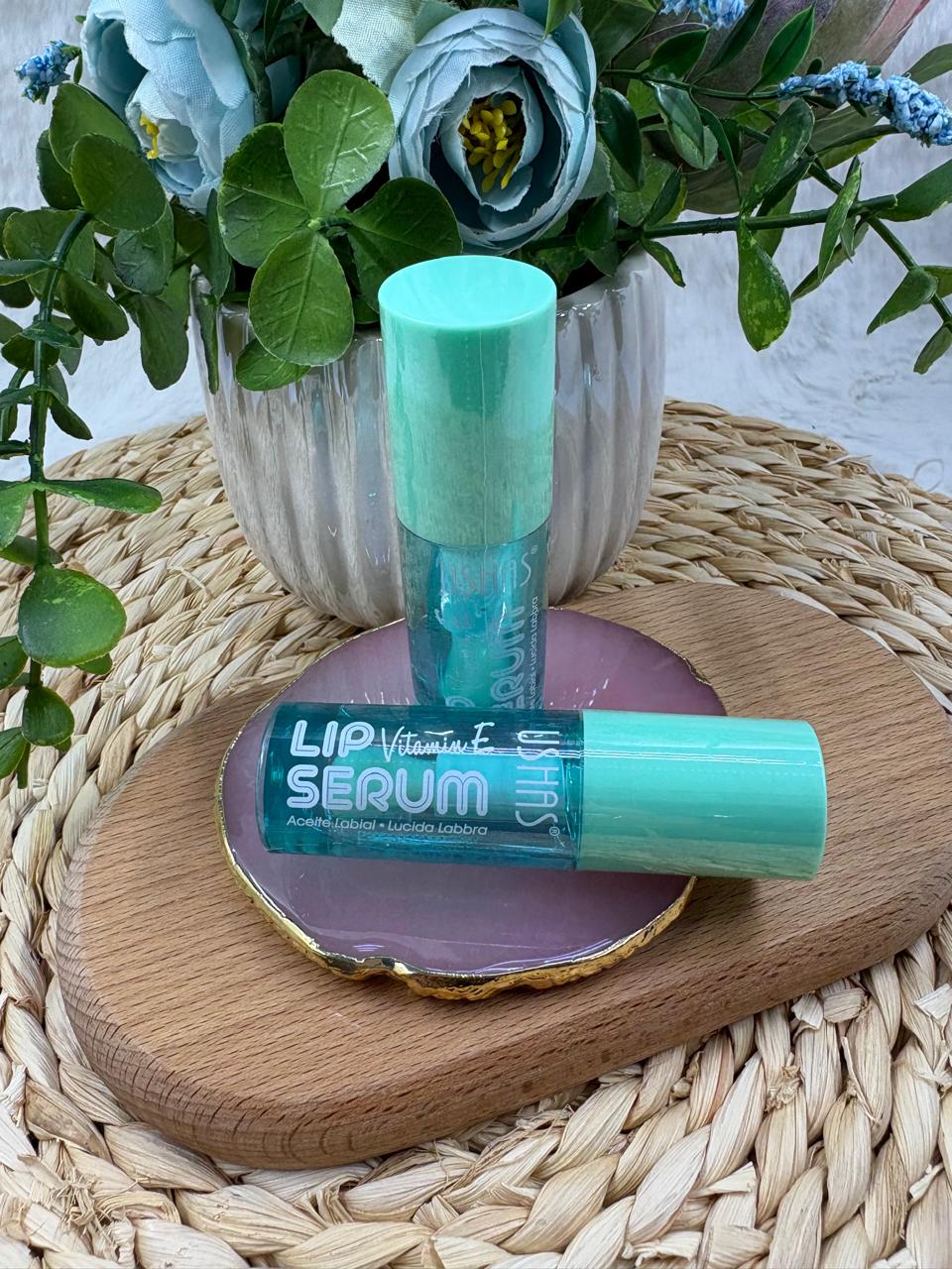 Lip Serum