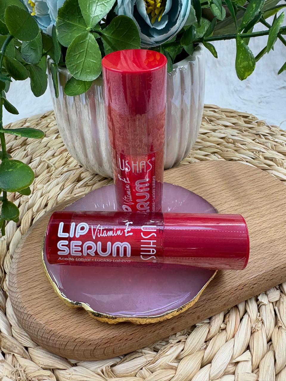 Lip Serum