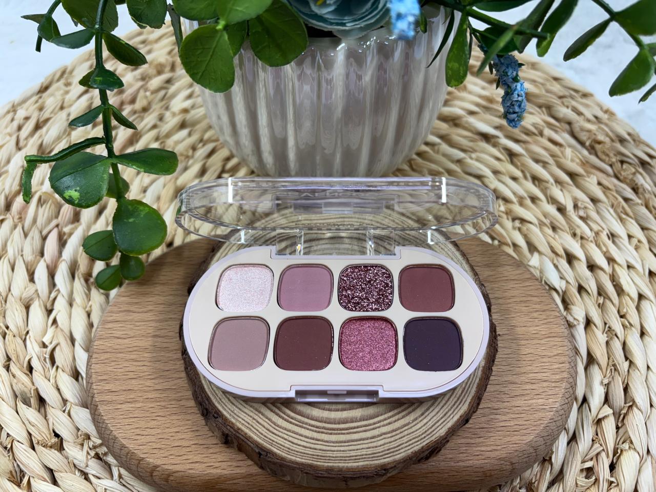 8 Color Eyeshadow Palette