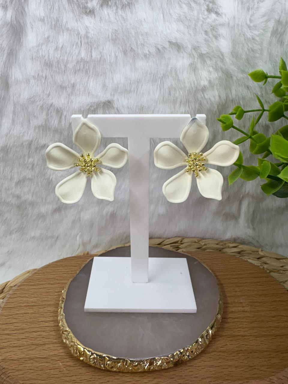 Fashion/Casual Earrings